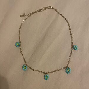 Flower choker necklace